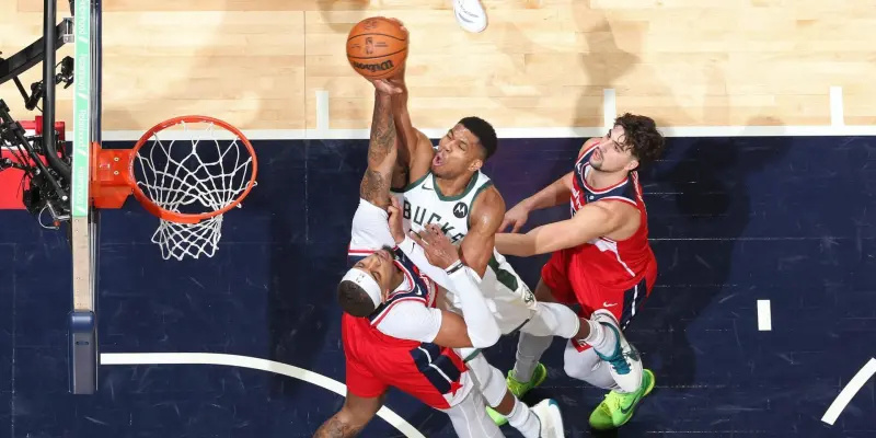 PG Soft Gaming-勇士翻盘福建队，字母哥状态火热的简单介绍